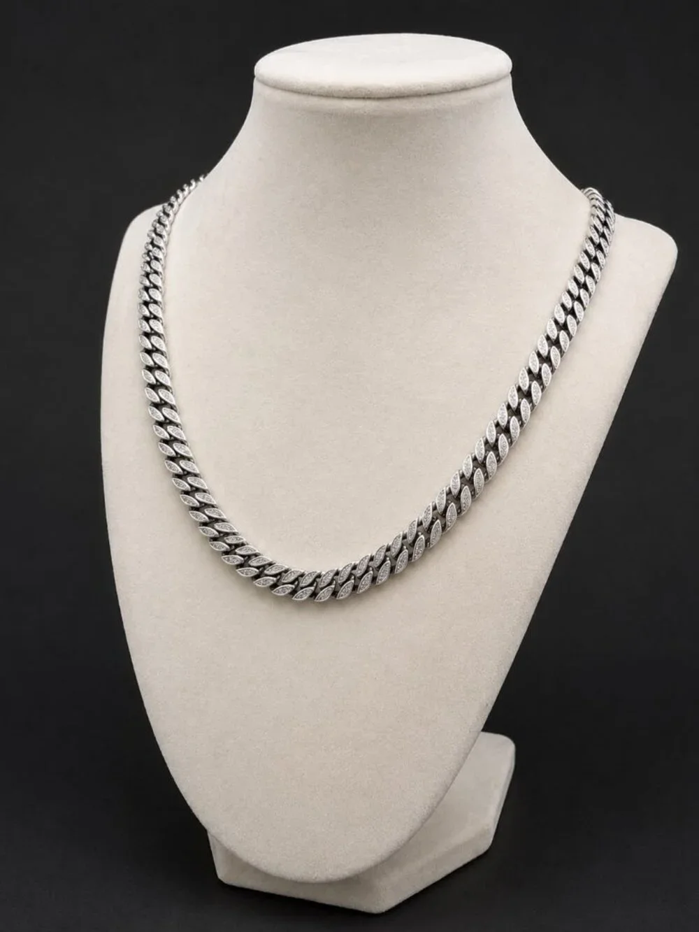 David Yurman Curb Chain Necklace w/ Pavé White Diamonds - 8mm - 22